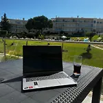 Appartement, Calme Avec Vue Piscine, 1km De La Plage, Olhos De Agua