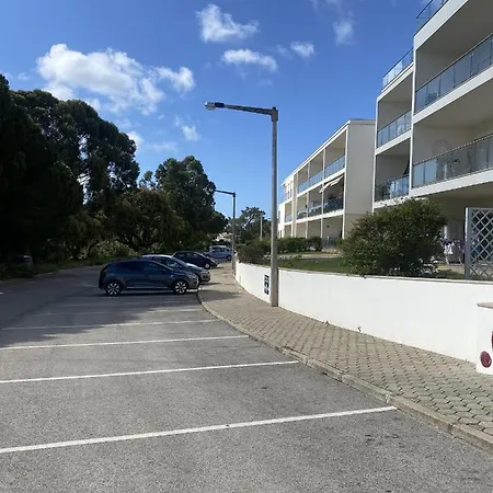 Appartement, Calme Avec Vue Piscine, 1km De La Plage, Olhos De Agua * Albufeira