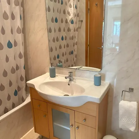 Appartement, Calme Avec Vue Piscine, 1km De La Plage, Olhos De Agua アパート *